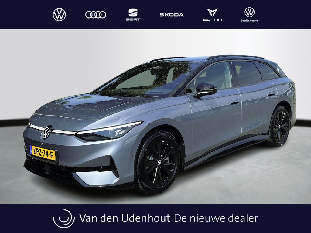 Volkswagen ID.7 Tourer Limited Edition Plus 77 kWh 286pk Trekhaak Panoramadak / Demonstratie auto