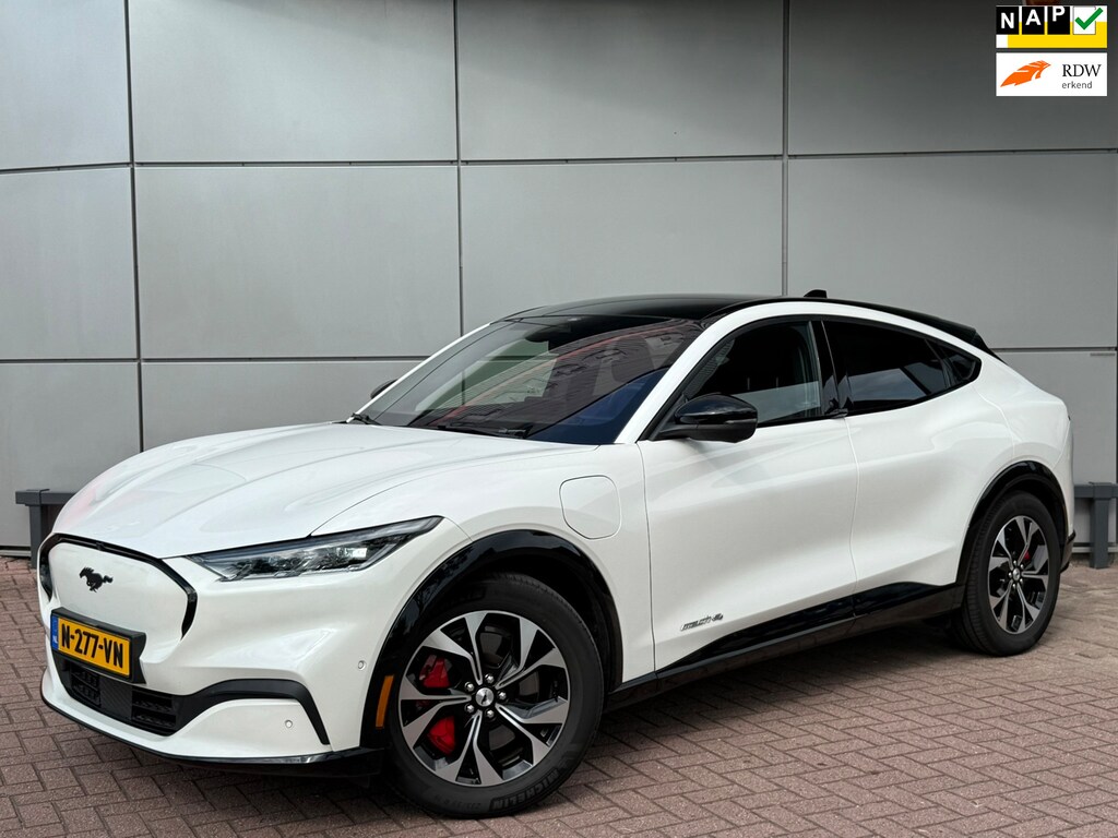 Ford Mustang Mach-E AWD 75 kWh 258pk | Pano | Technology Pack+ | SOH 93,5% |