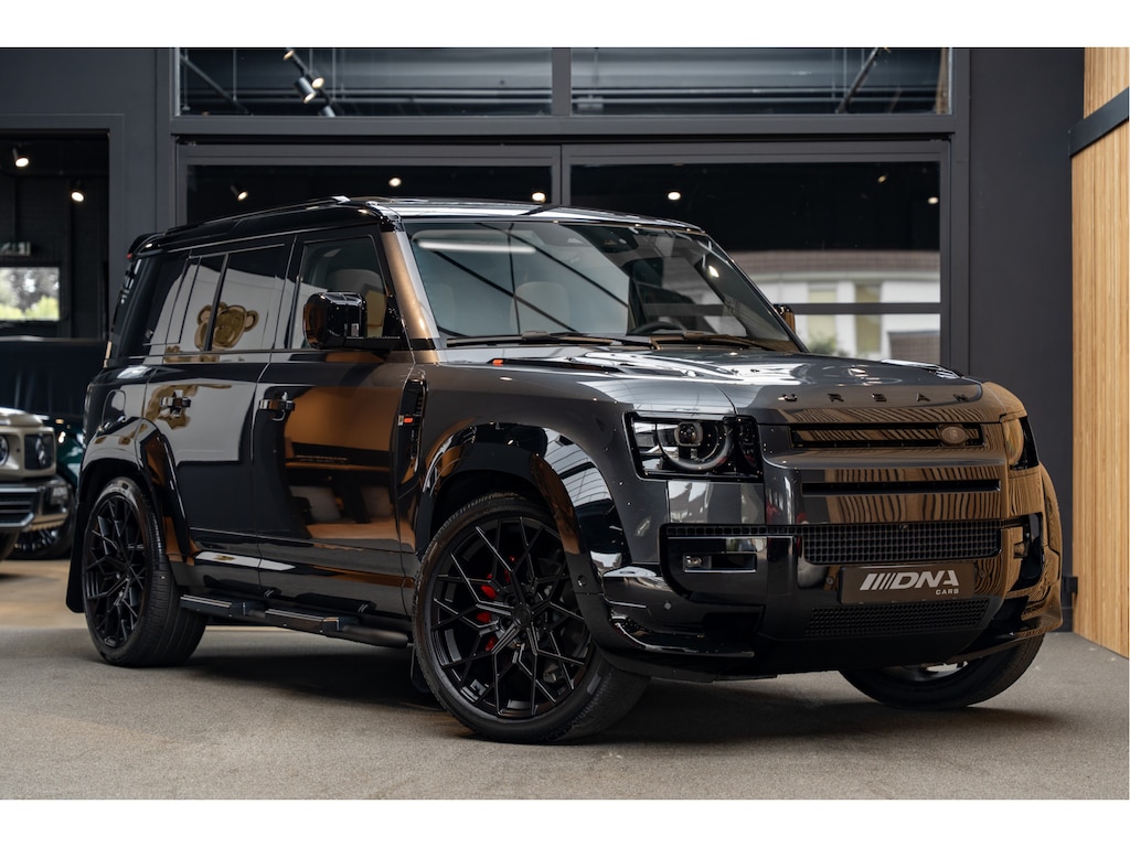 Land Rover Defender Urban Automotive 110 X-Dynamic SE Pano Koelbox Red Accents 2.0 P300e 110 X-Dynamic SE Urban Automotive