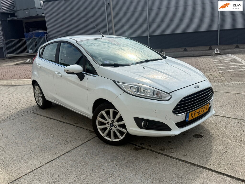 Ford Fiesta 1.0 EcoBoost Titanium Clima NAVI NEW APK