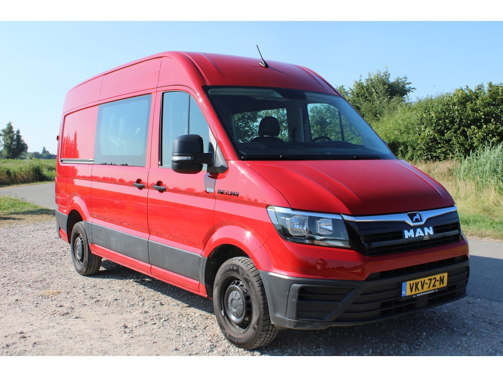MAN TGE 30 2.0 Standaard Normaal 5-zitter met trekhaak