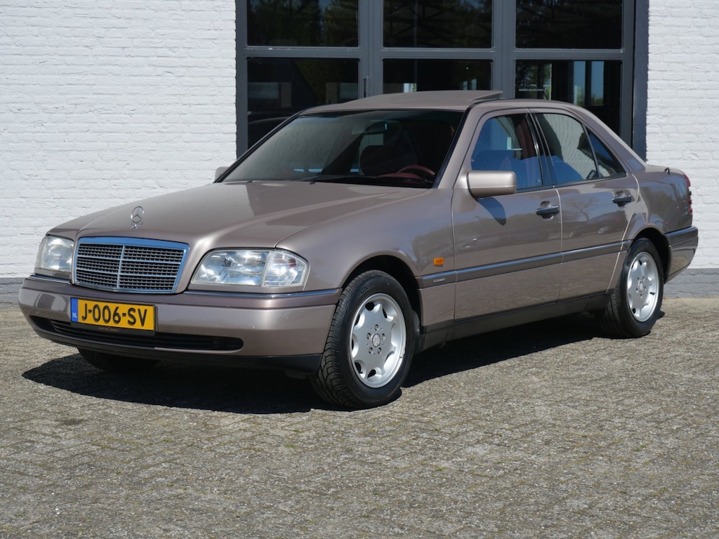 Mercedes-Benz C-klasse 180 Elegance 84.000km !!! Schuifdak