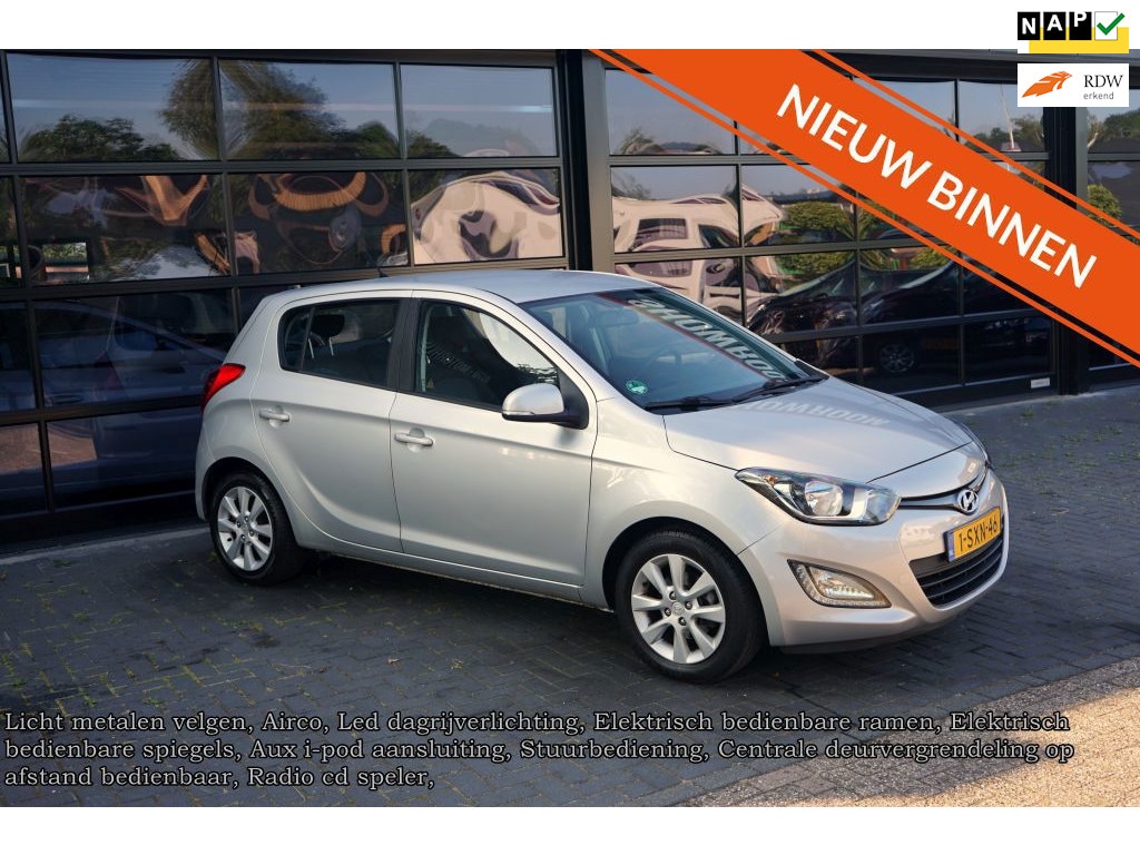 Hyundai i20 1.2i i-Deal, Airco, elek pakket, Led