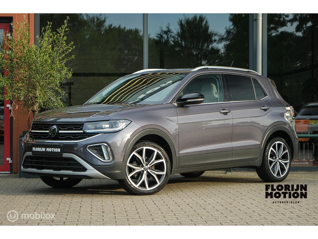 Volkswagen T-Cross 1.0 TSI Style | ACC | IQ-led | DAB | Sfeerverlichting | Leder details | Camera | 18 inch | Virtual Dash | Smokey Grey Metallic