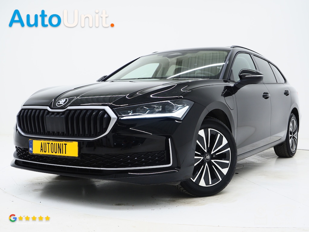 Skoda Superb Combi 1.5 TSI PHEV 204PK | Panoramadak | HUD | Camera | Keyless | Adaptive Cruise | Dodehoek | Carplay
