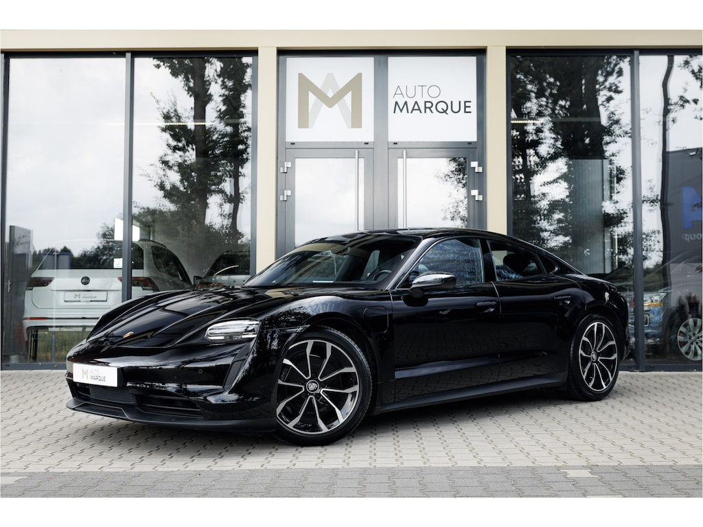 Porsche Taycan Performance 84 kWh | SOH 88% | BOSE Sound | 19" LM Velgen | Navigatie incl. Apple CarPlay | LED | Achteruitrijcamera | Stoelverwarming |