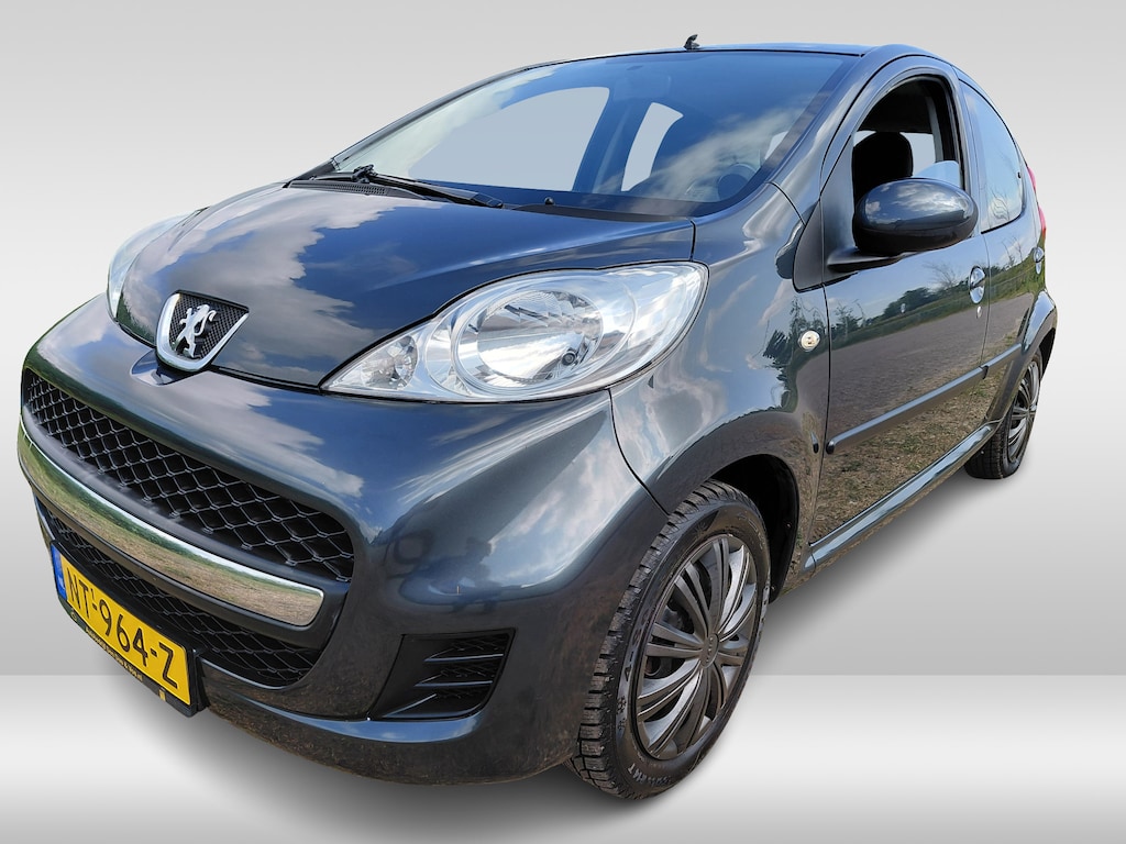 Peugeot 107 1.0-12V XR 5 drs. AIRCO