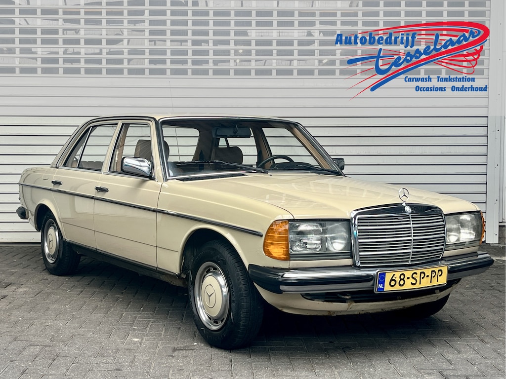 Mercedes-Benz 200-Serie 200-280 (W123) E OLDTIMER