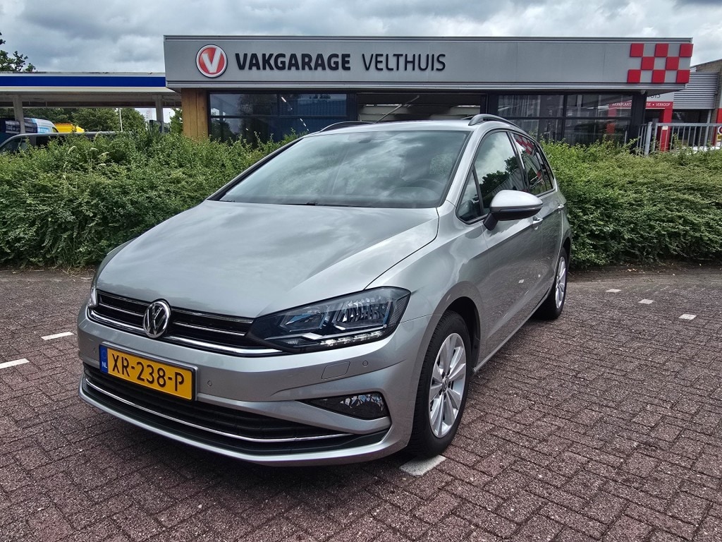 Volkswagen Golf 1.0 TSI HIGHLINE