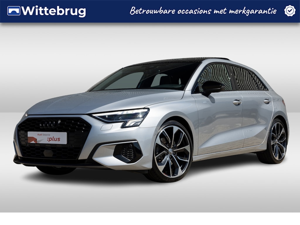 Audi A3 Sportback 35 TFSI 150PK S edition | 19 Inch | Apple Carplay |  Achteruitrijcamera | Panoramadak | Trekhaak |