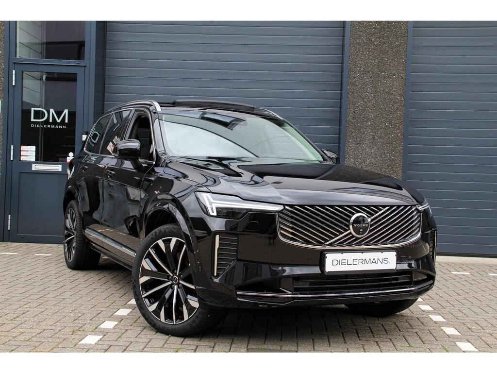 Volvo XC90 T8 Plug-in hybrid AWD Ultra | 7 zits | Panoramadak | Trekhaak | Vol in de opties!