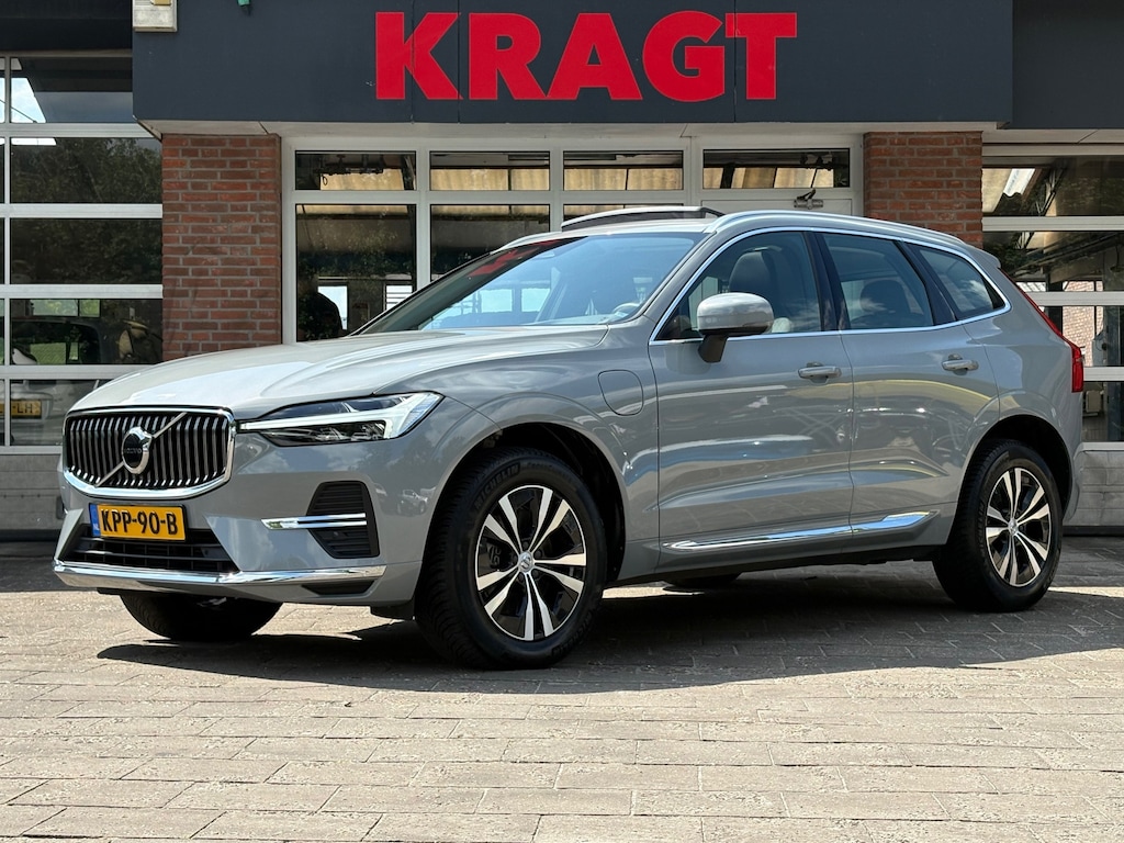 Volvo XC60 Core Bright 2.0 T6 Plug-in hybrid AWD 253 pk - LED -