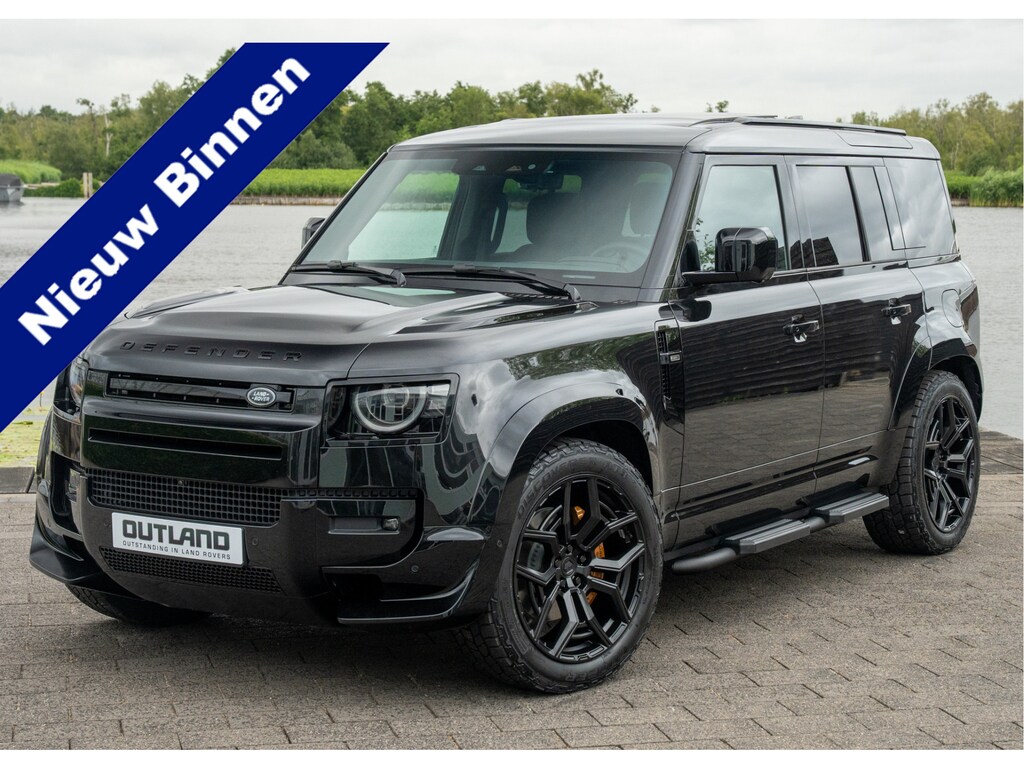 Land Rover Defender 110 P300e 110 HSE |  Outland Edition II | Full Options | 6-Persoons | Santorini Black | Ebony leder |