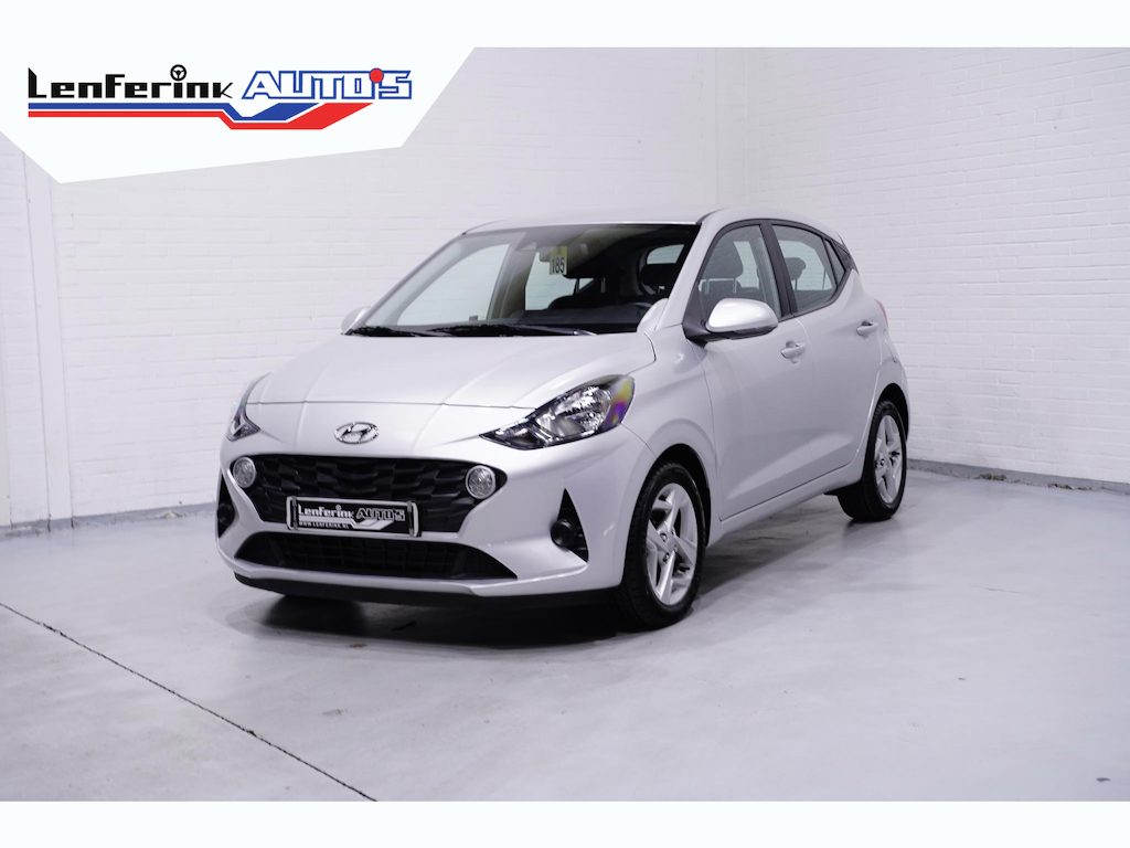 Hyundai i10 1.0 Trend Apple Carplay Navi Airco PDC Achter Stuur/Stoelverwarming lane-assist DAB-ontvangst electr.-pakket cruise-controle bestuurders stoel hoogteverstelbaar stuurbediening