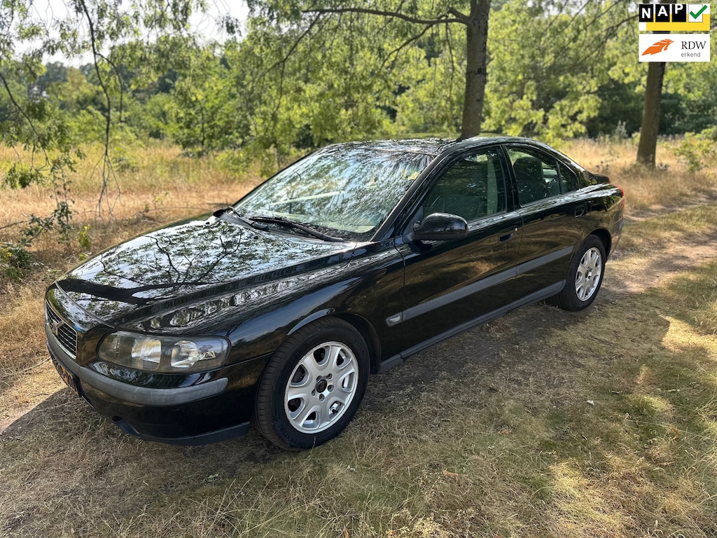 Volvo S60 2.4 apk t/m 17-07-2027