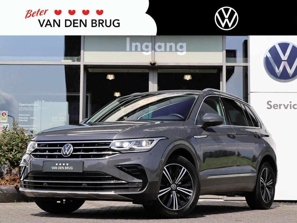 Volkswagen Tiguan 1.5 TSI 150 pk DSG Elegance | Trekhaak | App Connect | Climate Control | Stoelverwarming V + A | Stuurwielverwarming | Elektrische Klep |