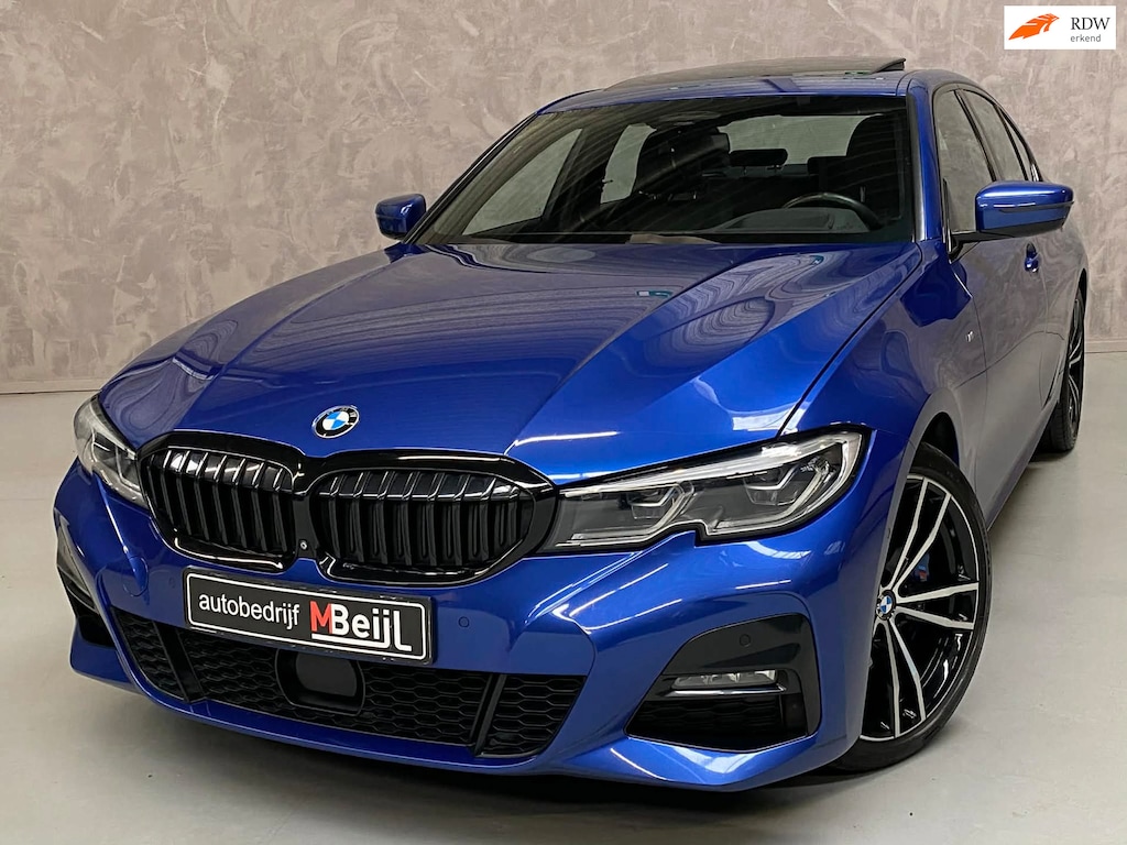 BMW 3-Serie 330d xDrive High Executive /Dakje /360 Camera /Harman Kardon /Carplay /Laser
