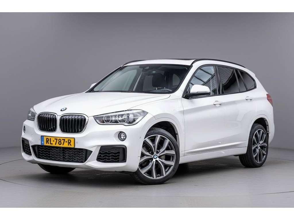BMW X1 xDrive20i 192pk M-Sport Org.NL|Pano-dak|Leder|HuD|Elek-A.klep|1e-eig.|Dealeronderhouden