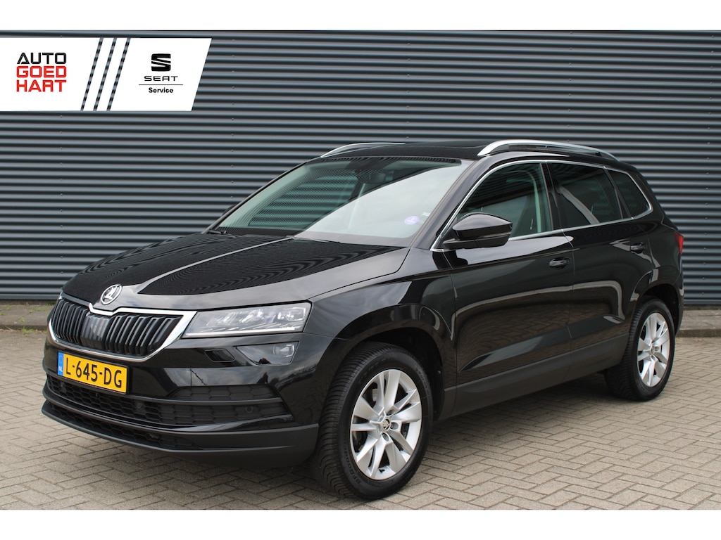 Skoda Karoq 1.5 TSI ACT Business Ed. Plus Panoramadak Camera Zwenk-Trekhaak Full-Led