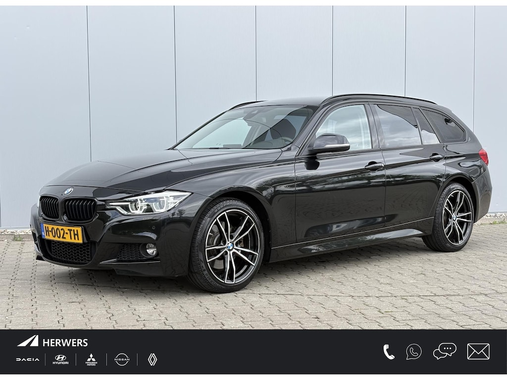BMW 3-Serie Touring 330i xDrive High Executive 8AT AUTOMAAT / 252PK / AWD / Navigatie / Parkeersensoren Voor & Achter / Elektrische achterklep / Stoelverwarming voor / LMV / Historie aanwezig / 1ste Eigenaar 5 jaar in NL / 1800KG Trekgewicht / BMW Led lampen /