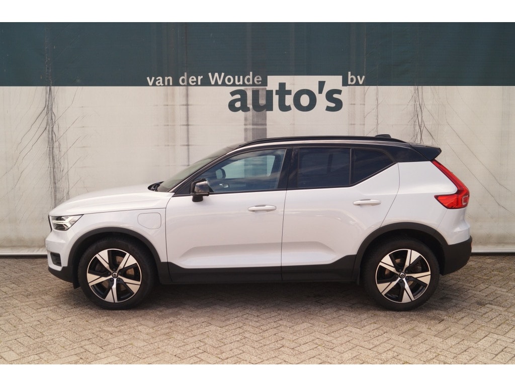 Volvo XC40 1.5 T4 Recharge R-Design -NAVI-ECC-CAM-LED-