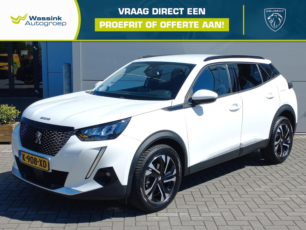 Peugeot 2008 1.2T 100pk Allure Pack | Climate control | Navigatie | Lm velgen | Camera | Apple / Android | All season banden