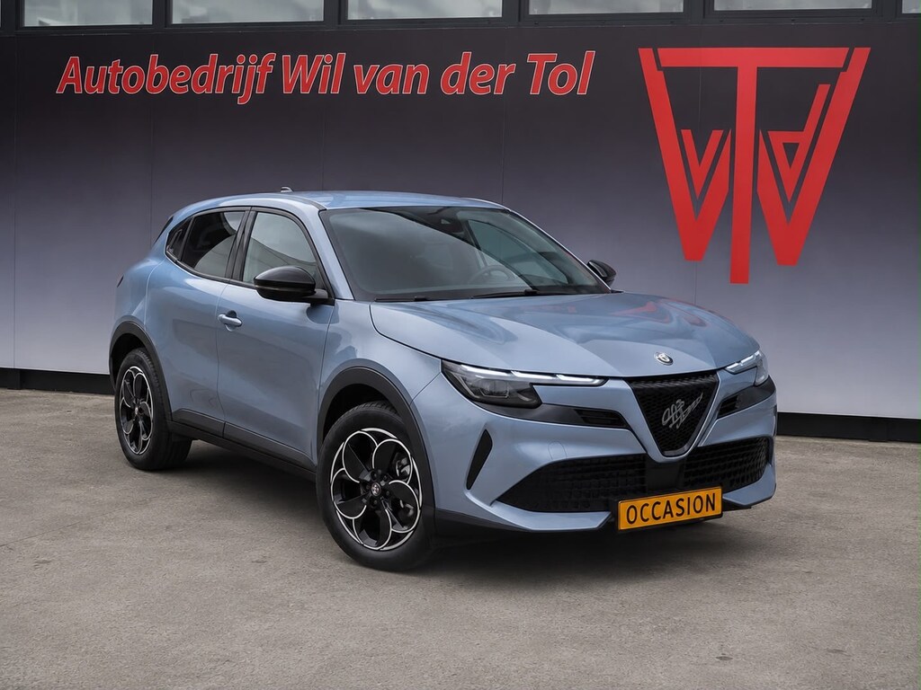 Alfa Romeo Junior Elettrica 54 kWh | SOH 96% | A.C.C. | CARPLAY | LED | BTW | FABRIEKSGARANTIE