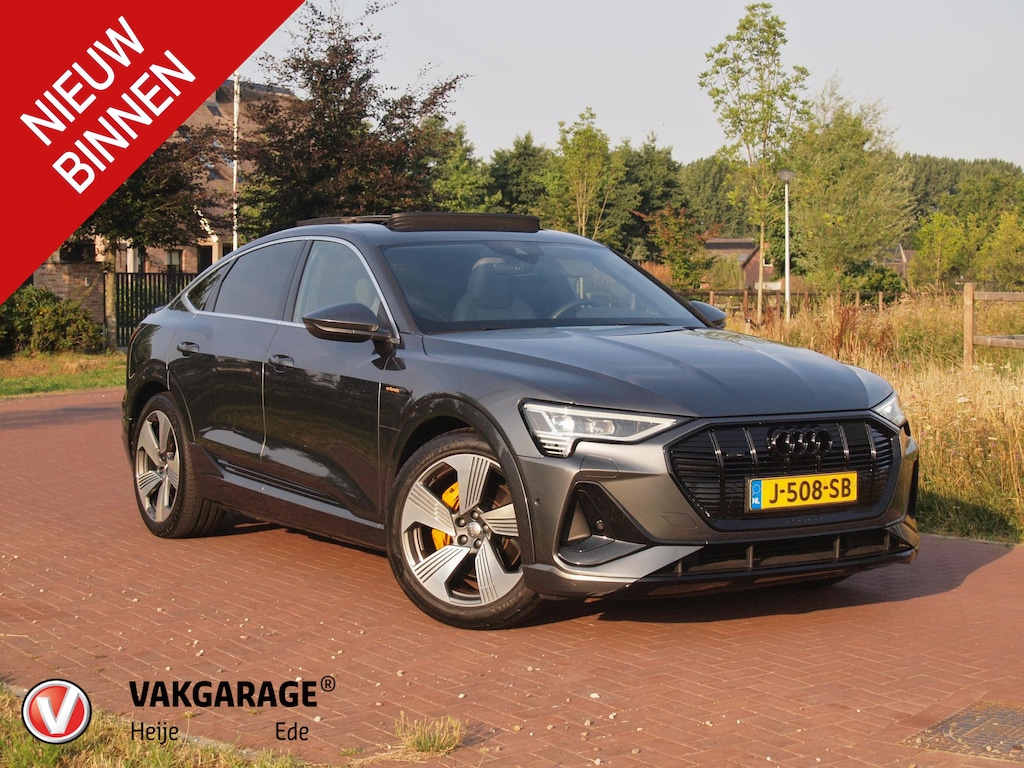Audi e-tron Sportback 55 quattro S edition 95 kWh | SOH 92% | S-Line Stoelen | Panoramadak | Bang & Olufsen | Camera | Ambienteverlichting |