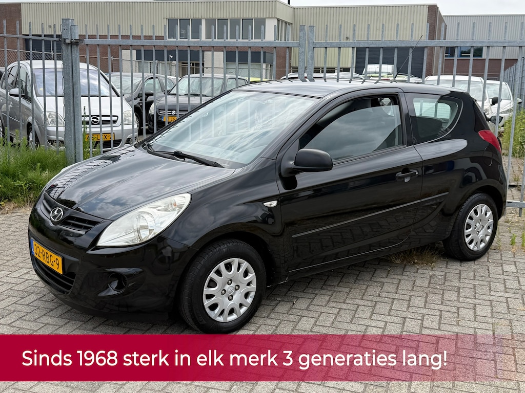 Hyundai i20 1.2i i-Drive NL AUTO NAP! 1E EIGENAAR! DEALER ONDERHOUDEN! MTF-stuur l Elek pakket l Centraal afstand l AUDIO AUX-USB