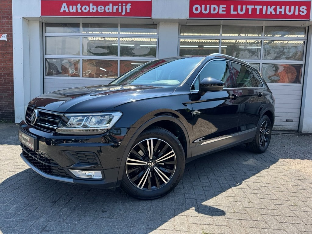 Volkswagen Tiguan 1.4TSI 150PK Highline Full-Led Camera ACC Navi Trekhaak