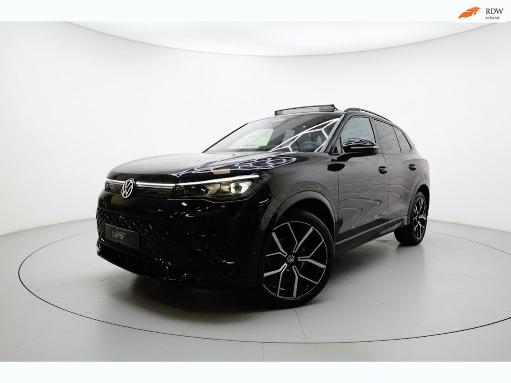 Volkswagen Tiguan 1.5 eTSI 3x R Line PANO IQ HEAD UP H&K 360