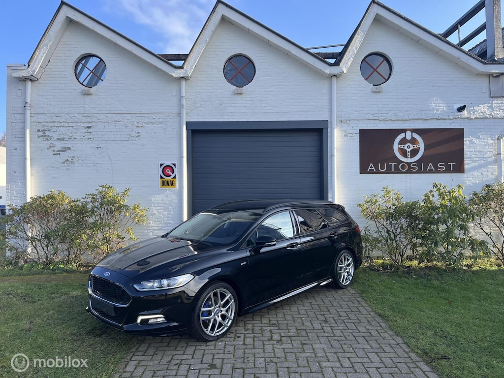 Ford Mondeo Wagon 2.0 Titanium