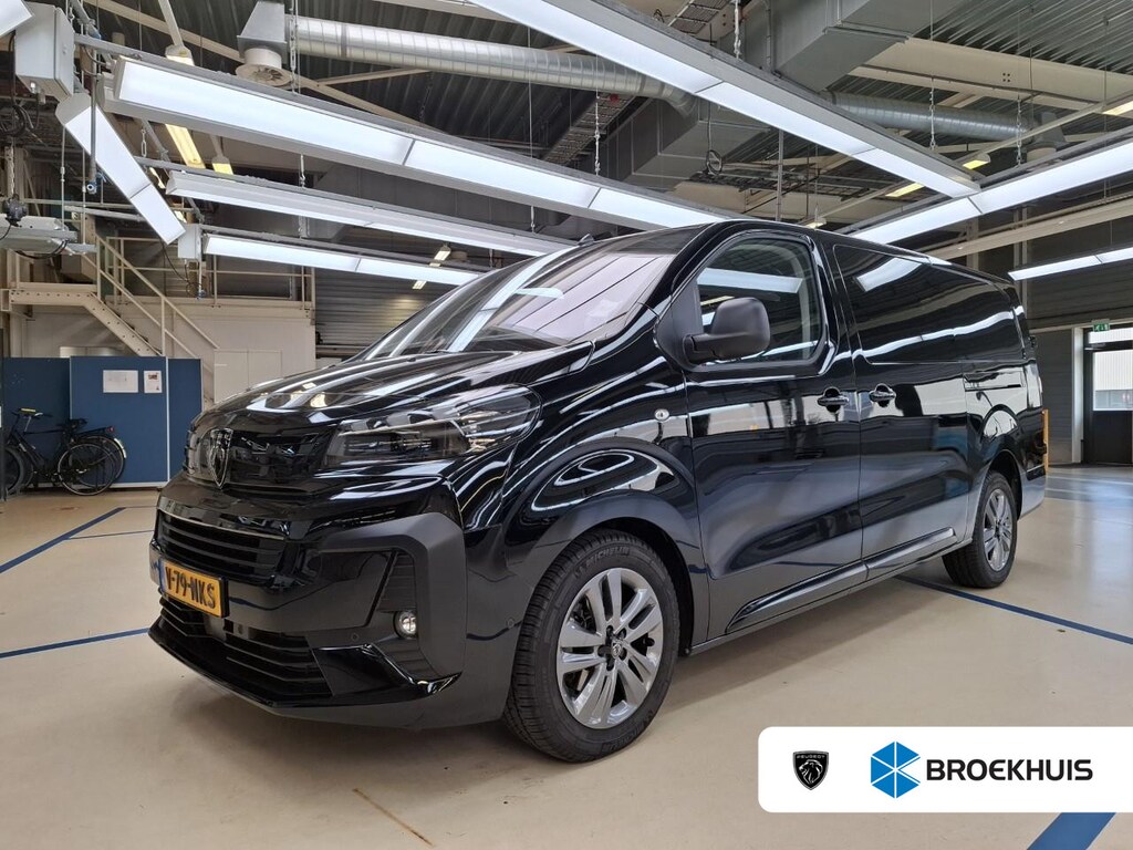 Peugeot Expert L3 2.0 180 PK Automaat Dubbele Cabine | PRIJS INCL REST BPM | 8 JAAR GARANTIE | TREKHAAK | LEER | VOORSTOELEN ELEKTRISCH + VERWARMBAAR + MASSAGE FUNCTIE | STUUR VERWARMD | CAMERA | NAVI | BETIMMERING | DRAADLOOS CARPLAY |