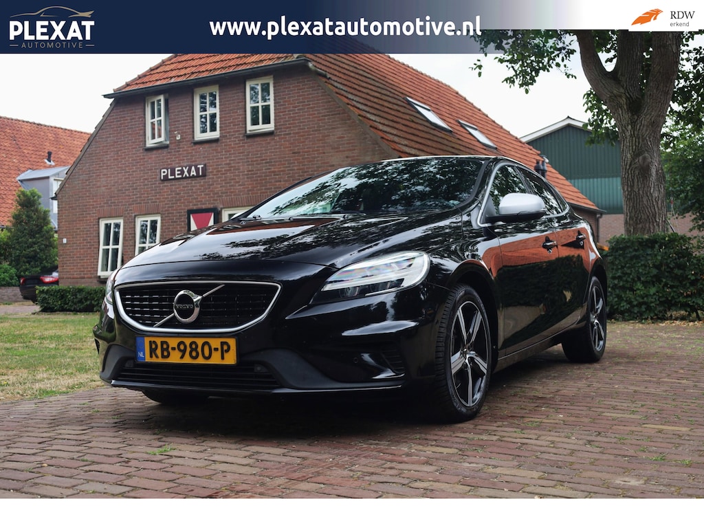 Volvo V40 2.0 T4 Business Sport Aut. | R-design | Camera | Lichtmetaal | Leer | PDC | Stoelverwarming | Nette staat | NL. Auto |