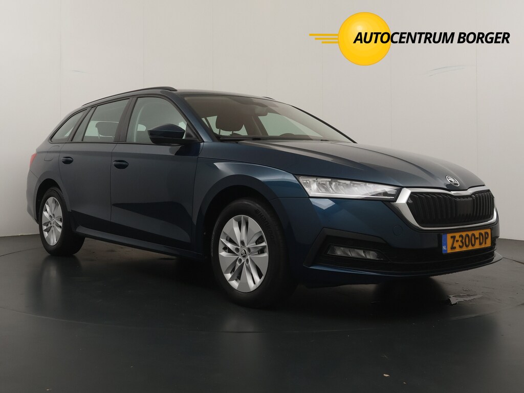 Skoda Octavia Combi 1.0 e-TSi Ambition Mild Hybrid Automaat / Trekhaak / Stuurverwarming / Navigatie / Cruise Adaptive
