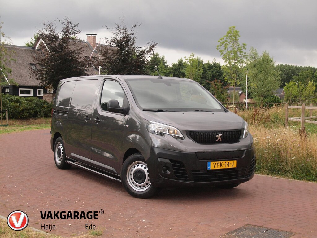 Peugeot e-Expert Standard Premium 75 kWh | Side bars | Apple Carplay | Zware Accupakket | Camera | Cruise Control |