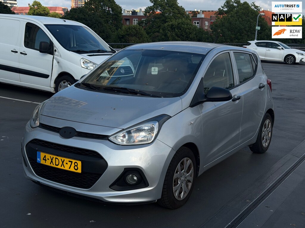 Hyundai i10 1.0i i-Motion Airco Nieuwe Koppeling Rijdt Schakelt Goed Nette Staat