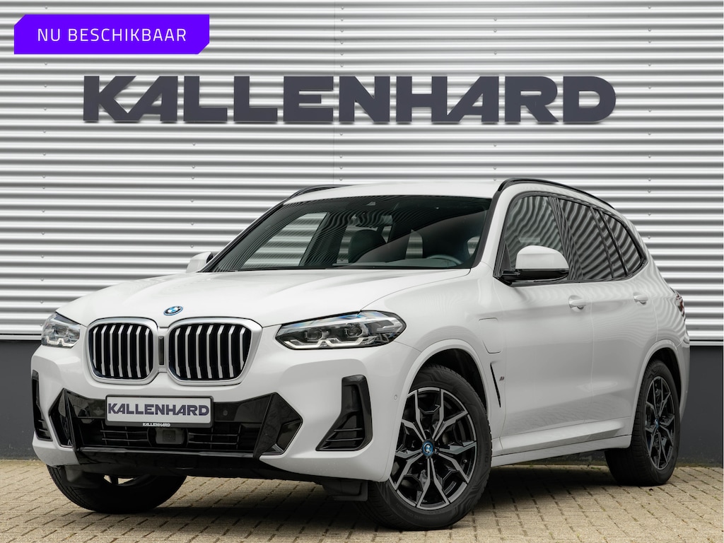 BMW X3 xDrive30e M-Sport - Trekhaak - Adaptive Cruise Control - Hifi - Camera