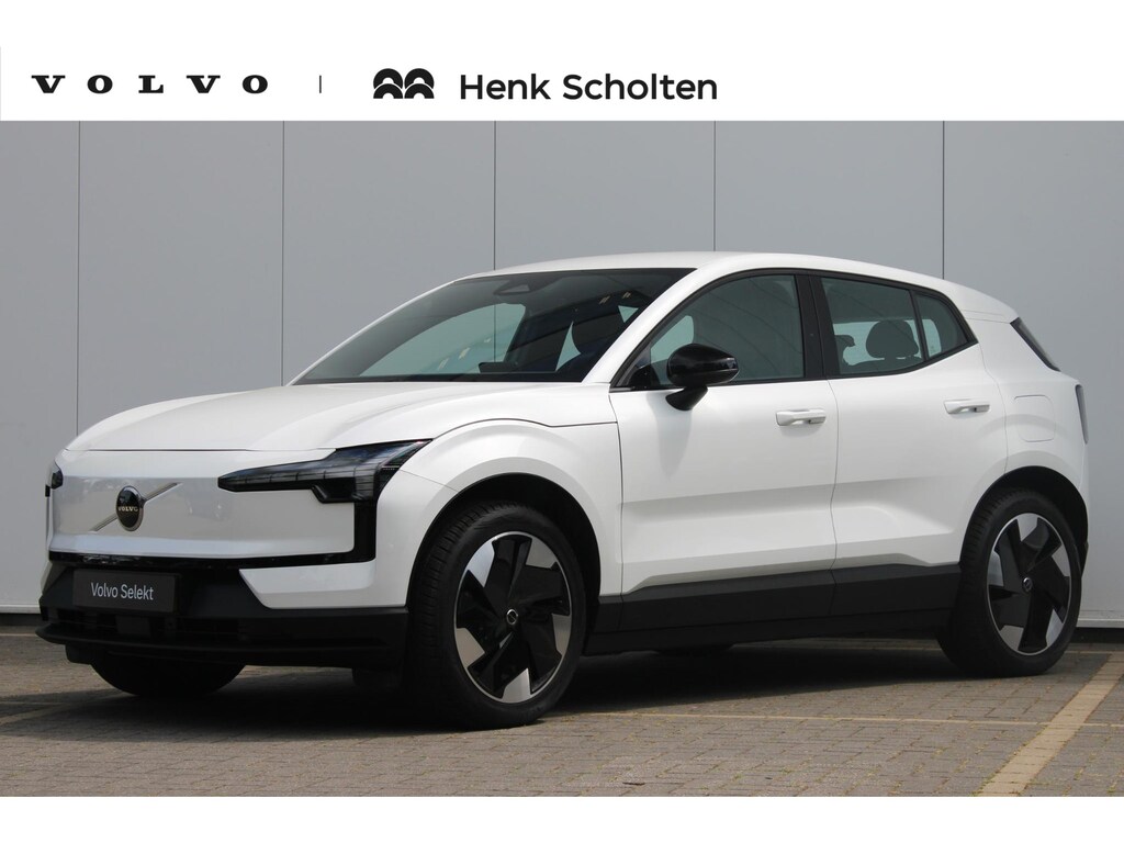 Volvo EX30 Single Motor Extended Range Plus 69 kWh | Elektrisch verstelbare en verwarmbare voorstoelen | Warmtepomp | Adaptieve cruise control | Verwarmbaar stuurwiel | Keyless | Semi-elektrische Trekhaak | Harman/Kardon Audio