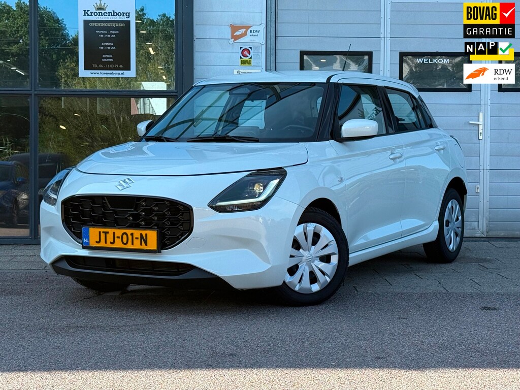Suzuki Swift 1.2 Smart Hybrid| CARPLAY| NAVI| NAP
