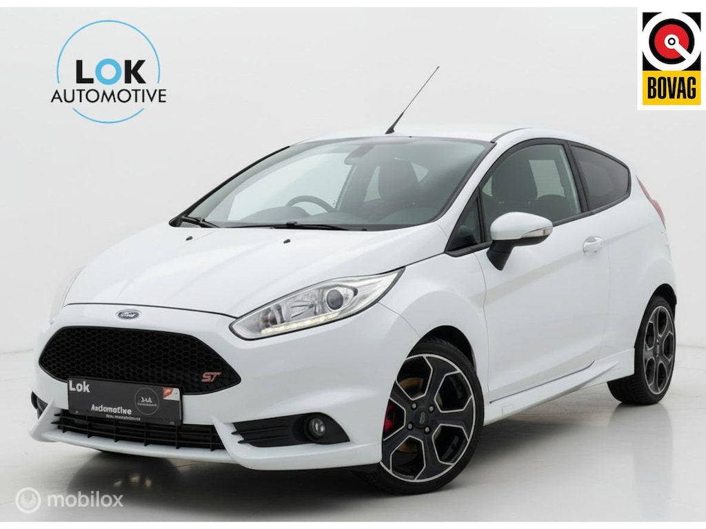 Ford Fiesta 1.6 ST200 LED|AIRCO|STOELVERW|200PK|LEDER