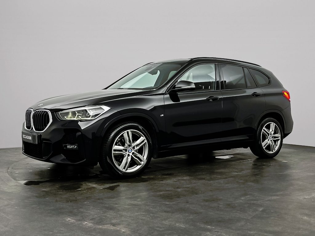 BMW X1 sDrive18i M-Sport Panoramdak - Facelift - Automaat - Trekhaak - DAB - 1e Eigenaar