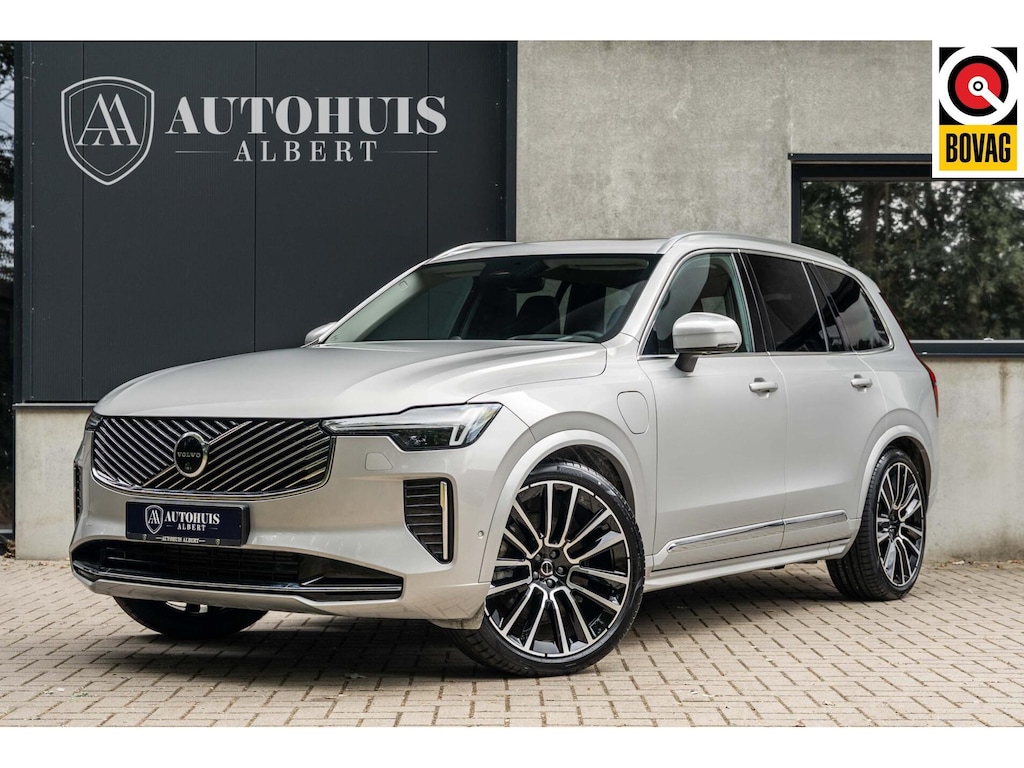 Volvo XC90 T8 Plus Bright B&W Pano Lucht 360 HUD Trek 22"