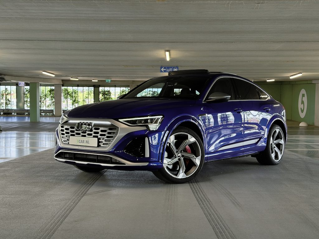 Audi Q8 Sportback e-tron SQ8 115 kWh | Valcona Leder | Panoramadak | Trekhaak | 22'' | Matrix LED | Memory | B&O |