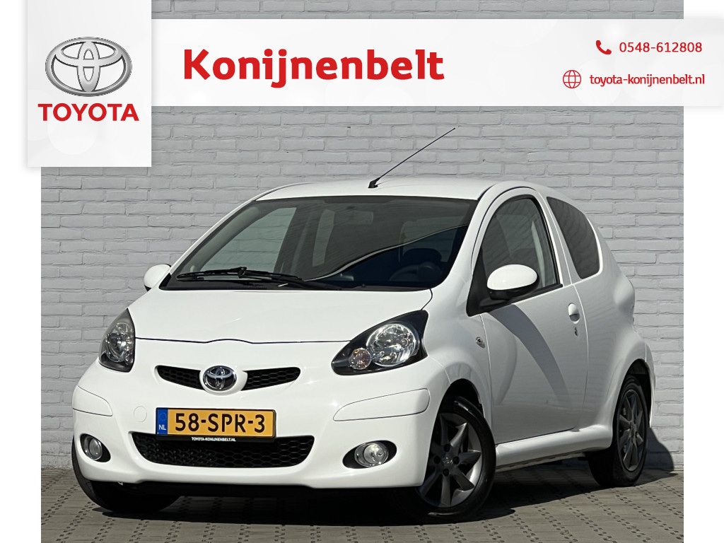 Toyota Aygo 1.0-12V Dynamic Navigator 3-deurs | NL auto | Navi | Airco
