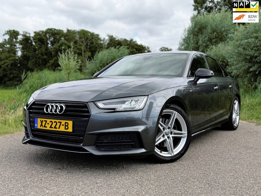 Audi A4 Limousine 2.0 TFSI MHEV Sport S line black edition / NL Auto / Automaat / Navigatie / Climate Control / Stoelverwarming /
