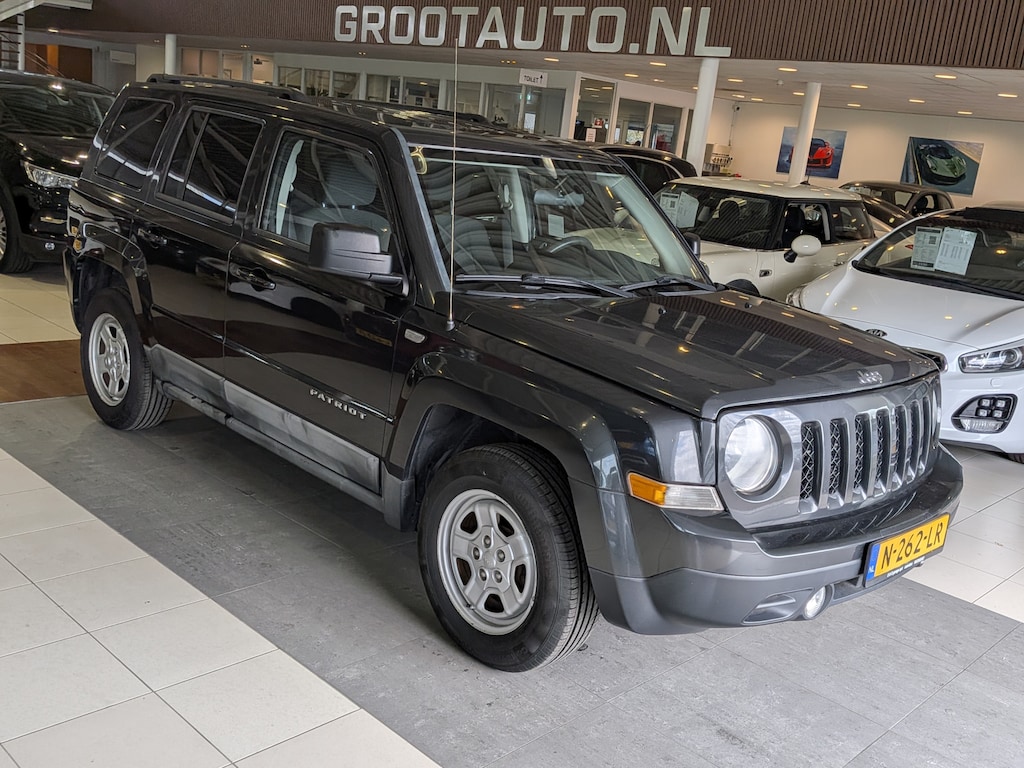 Jeep Patriot 2.4 Sport Liberty Airco, Cruise Control, Stuurbekrachtiging
