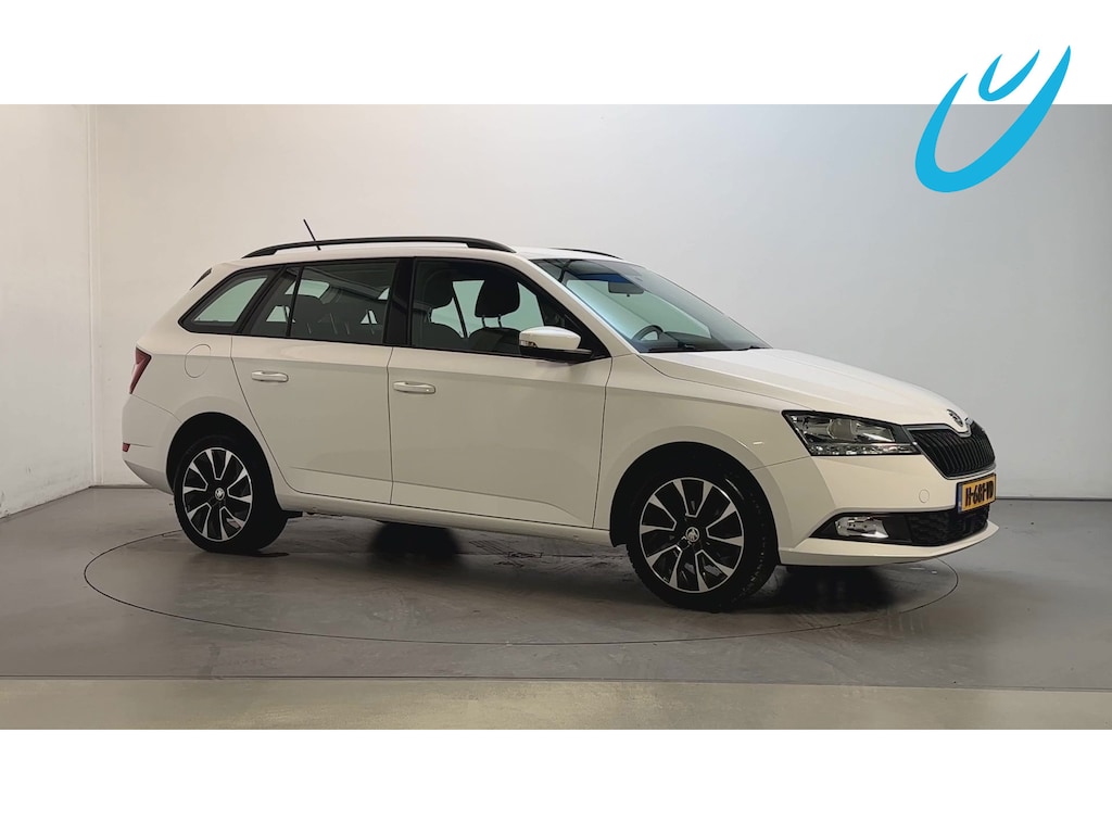 Skoda Fabia Combi 1.0 TSI Business Edition App-Connect Parkeersensoren Airco Trekhaak