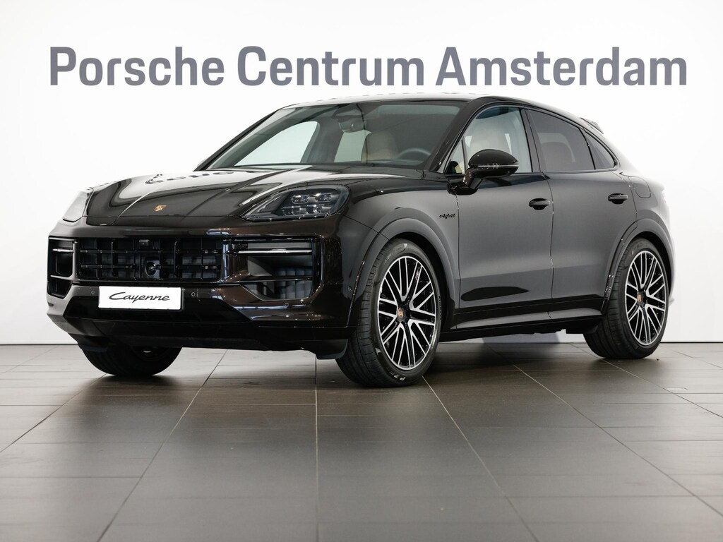 Porsche Cayenne Coupé 3.0 E-Hybrid Black Edition