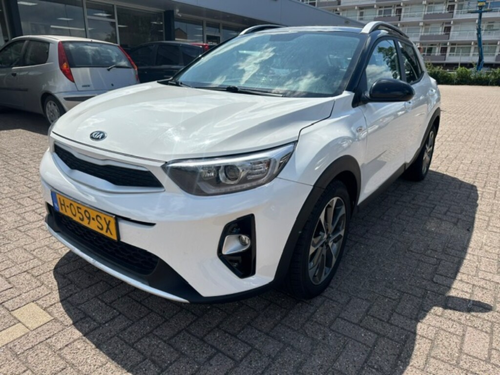 Kia Stonic 1.0 T-GDi DynamicLine NAvi Acamera cruise Lmv Nap